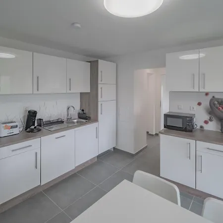 Apartman Work&sleep Moderne In Schwenningen - Einzelbetten, Tv, Bettwaesche & Handtuecher, Wlan Villingen-Schwenningen