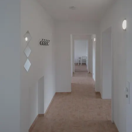 Apartman Work&sleep Moderne In Schwenningen - Einzelbetten, Tv, Bettwaesche & Handtuecher, Wlan